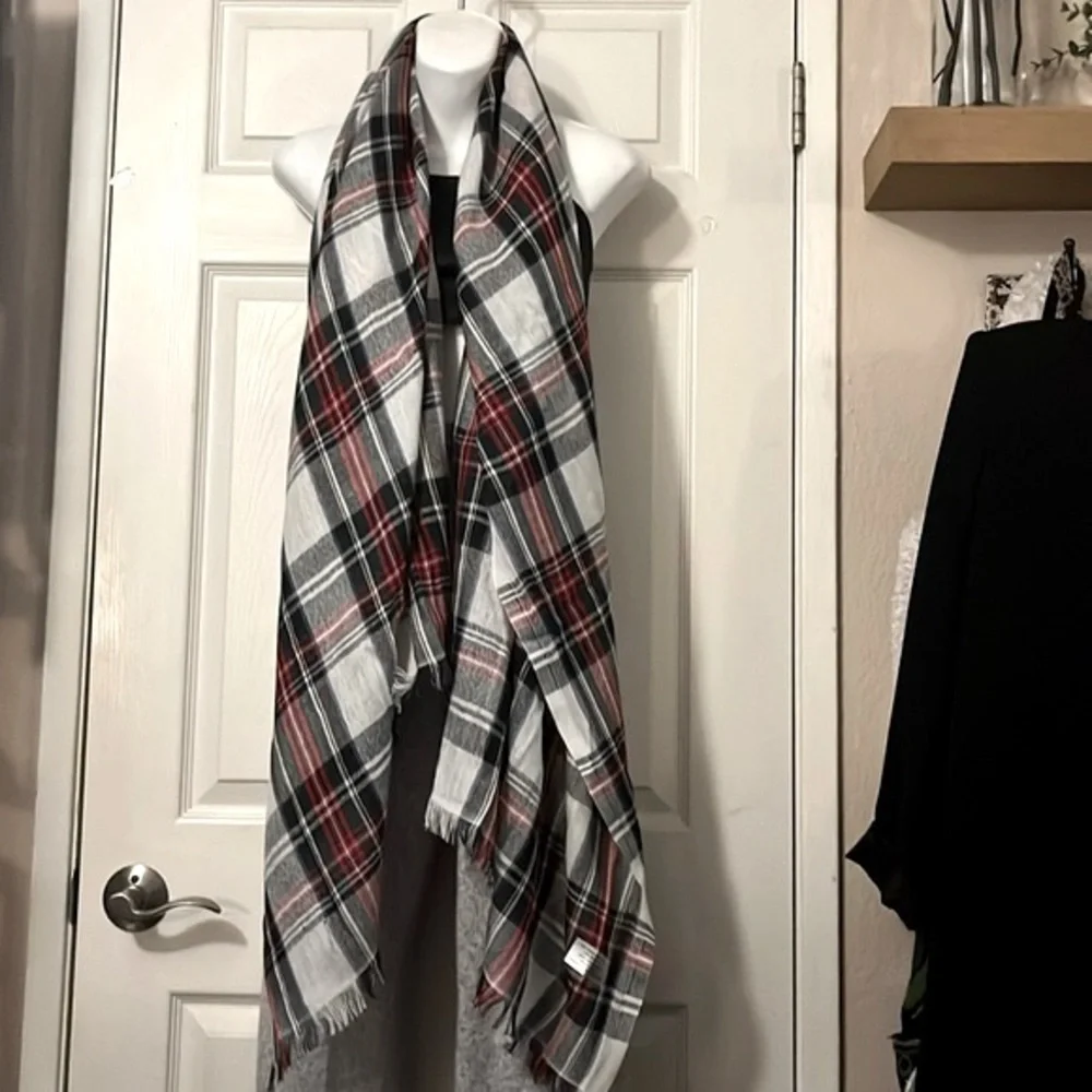 Naturally Knotty Red Black White & Blue Tartan Plaid Scarf Shawl Coverup